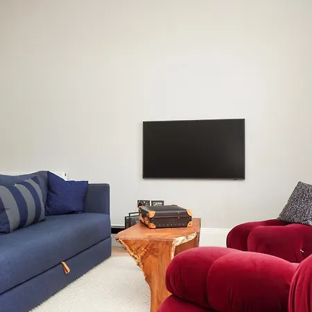 Flat With Majestic Views In West End Wonderland Appartement EDI Buitenkant foto